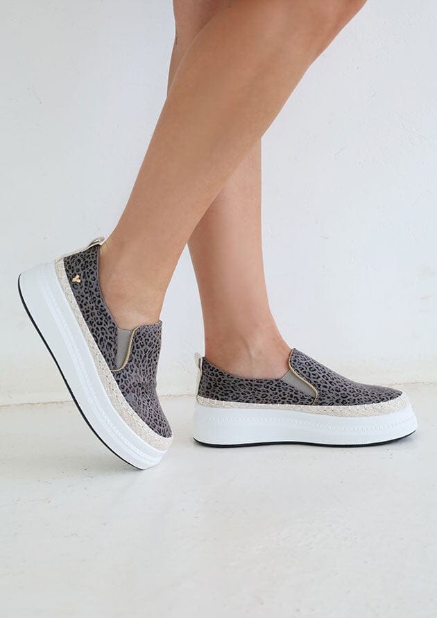 Butterfly Womens Senhora 13 Sneaker Grey | Butterfly