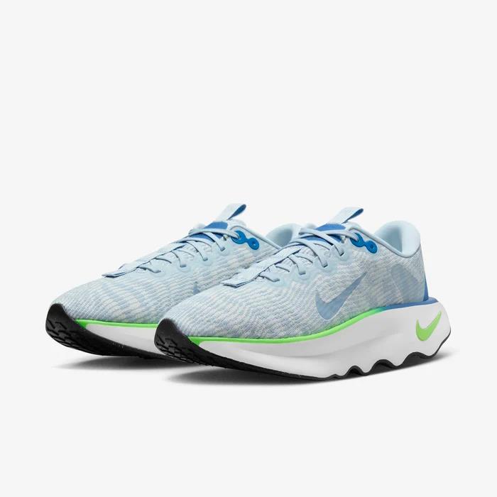 Nike Mens Motiva Sneaker Blue Green Strike Nike