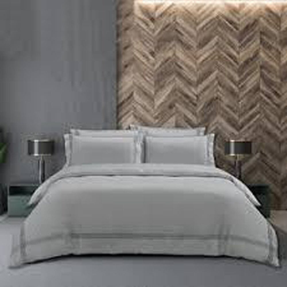 Cotton Co Egyption Cotton 400 Thread Super King 260X230 Duvet Cover Silver | Cotton Co