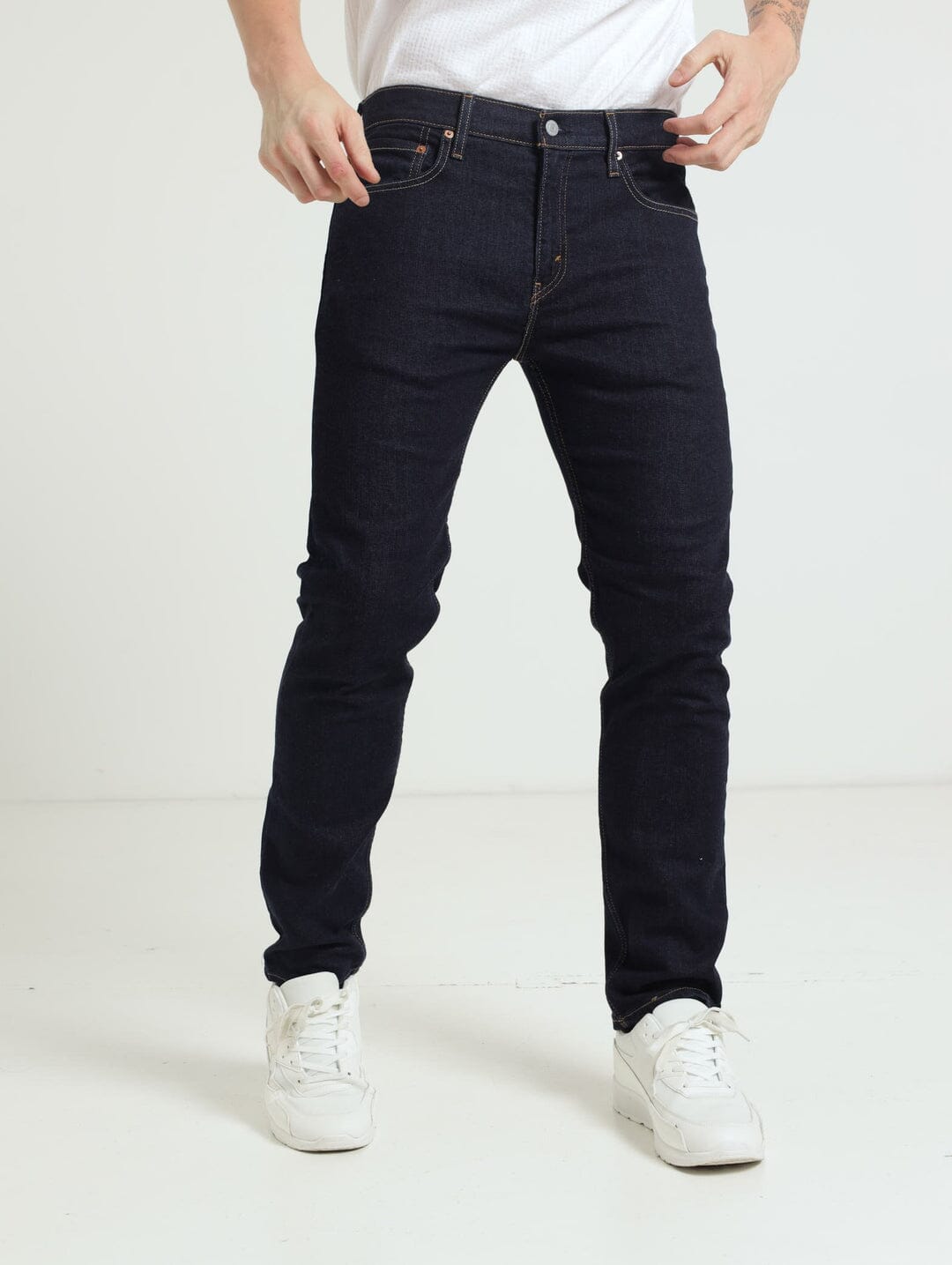 Levis Mens 502 Regular Taper Stretch Jean Ama Rinsey | Levis
