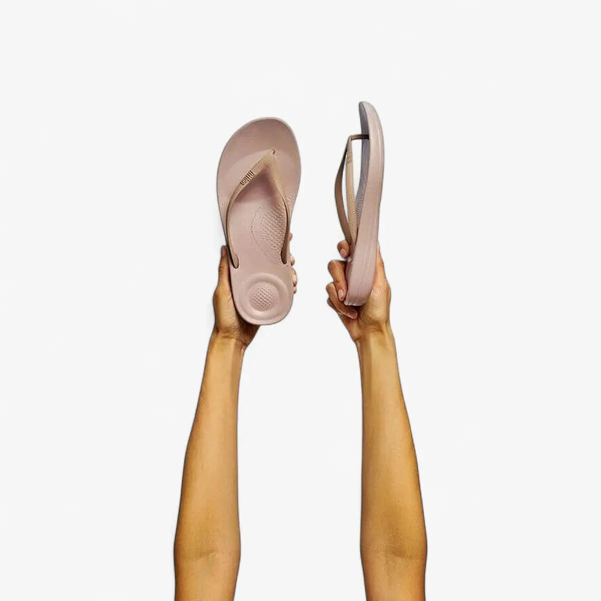 Fit Flop I Qushion Beige Sandal | Fit Flop