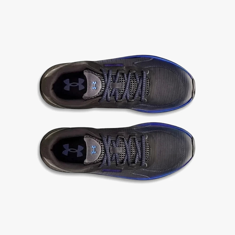 Top-down view of two Under Armour Men&