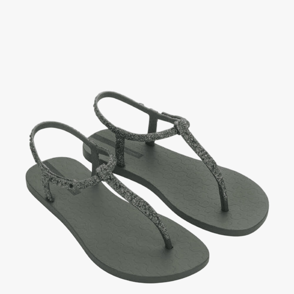 Ipanema Women's Class Modern Craft Sandal – Lightweight PVC Sandals For Casual Comfort