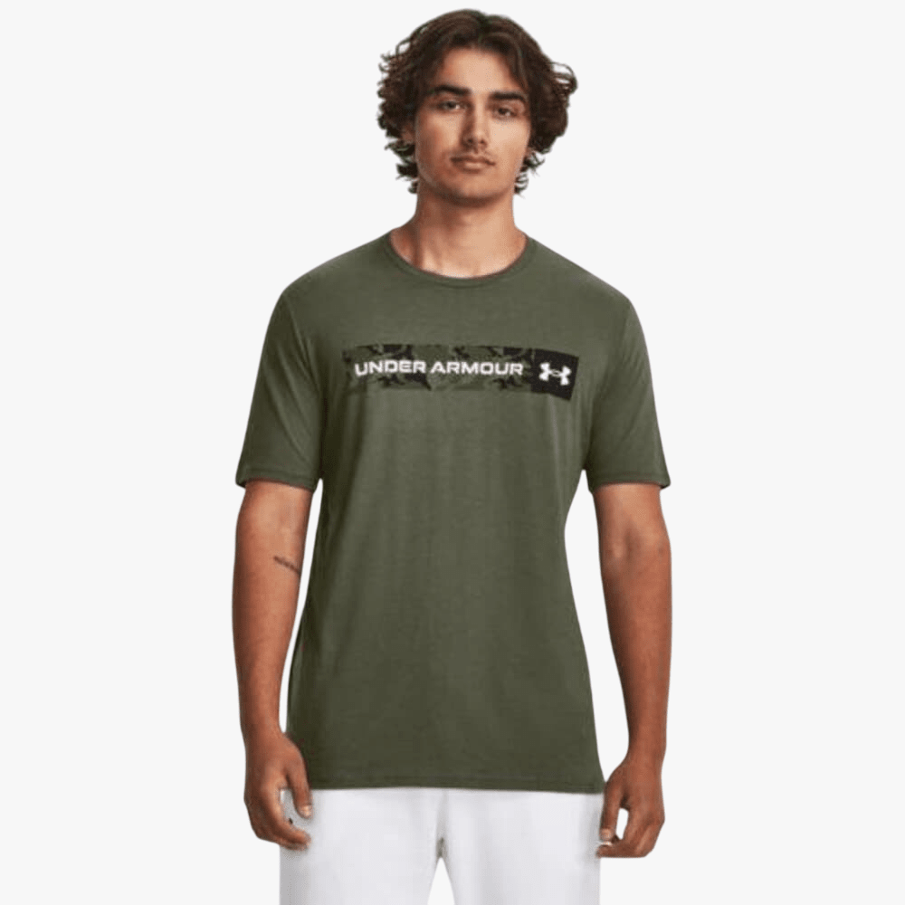 Under Armour Mens Camo Chest Stripe Short Sleeve Tee 390 Olive Under Armour