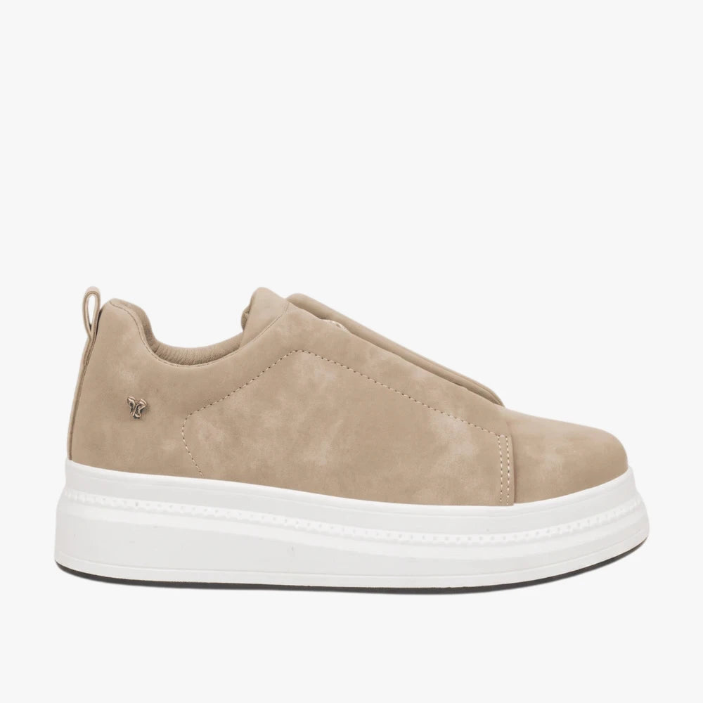 Butterfly Womens Senhora 22 Faux Nubuck Sneaker in taupe, a beige slip-on shoe with a white platform sole, viewed in profile.