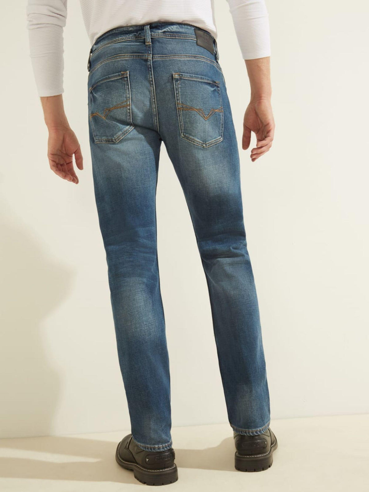 Guess Mens As1mark Slim Straight Jean Medium Wash