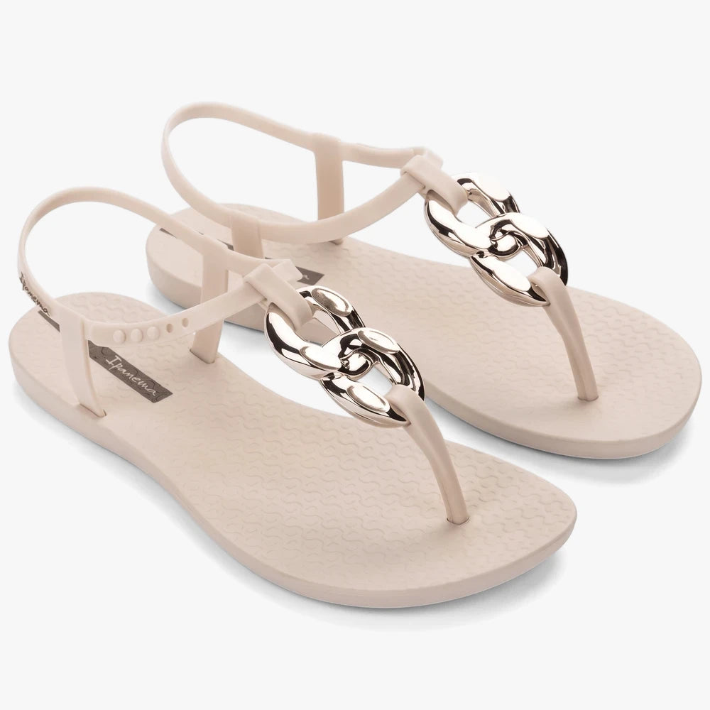 Ipanema Womens Class Connect Ii Sandal in beige, featuring metallic silver chain-link detail on the thong strap.