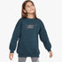 Nike Girls Club Fleece Sweater in emerald, worn by a young girl. Front view, waist-up studio shot.