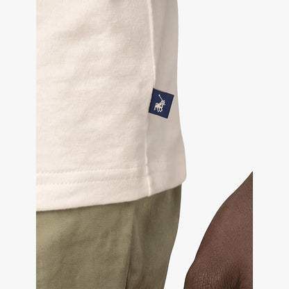 Close-up of an off-white men&