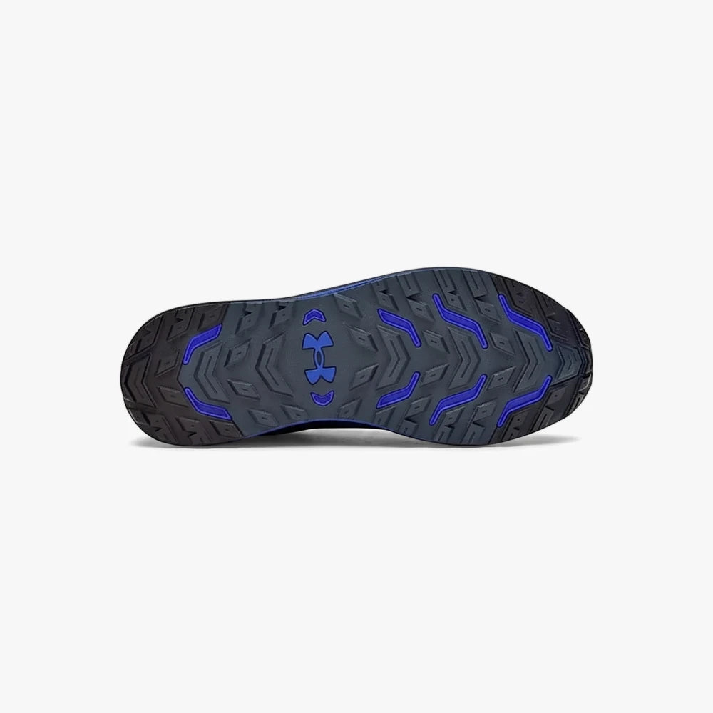 Under Armour Mens Charged Bandit Tr 3 Sneaker with black, blue, and grey sole showing textured traction patterns.