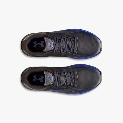 Top-down view of two Under Armour Men&