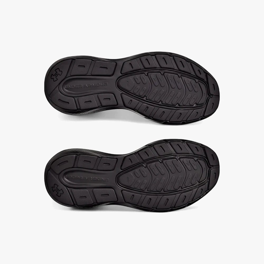 Under Armour Mens Charged Rogue 5 Sneaker Black Black. View of the black rubber soles with detailed tread patterns and logo.