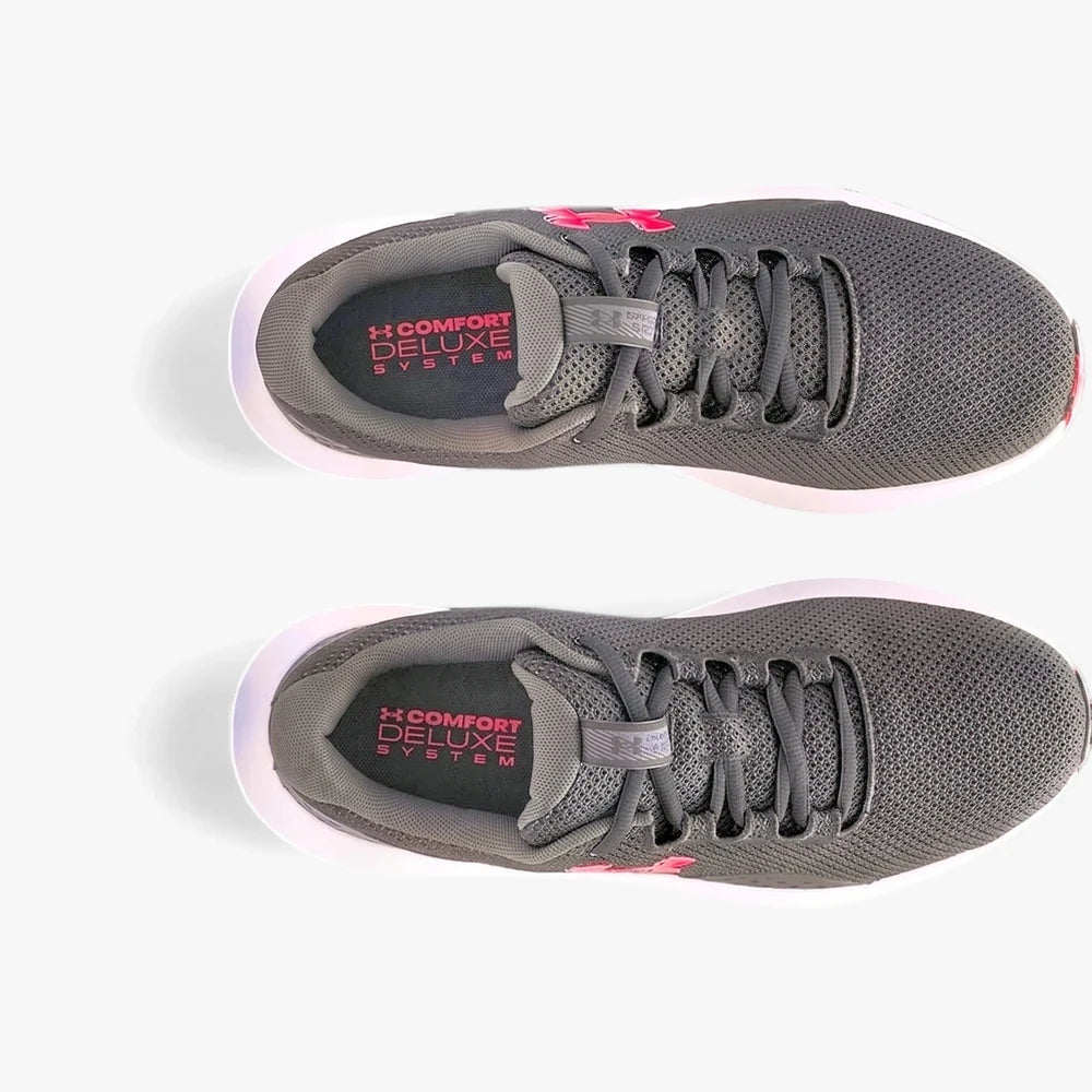 Two pairs of Under Armour Men&